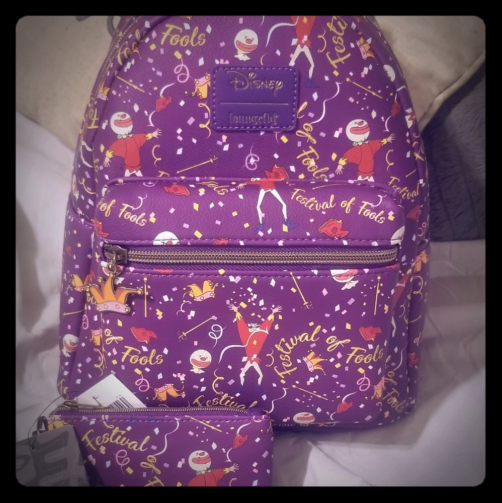 Loungefly Hunchback mini back set